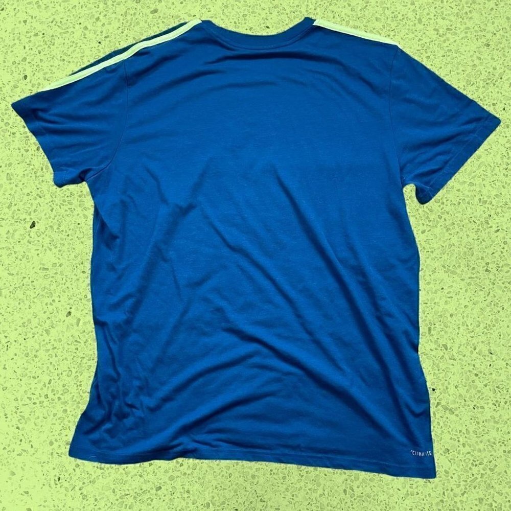Adidas soccer style three stripes ultimate shirt - Picture 3 of 5